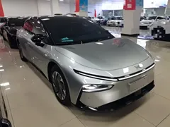 2024 Xpeng P7+ Long Range Max — фото 4
