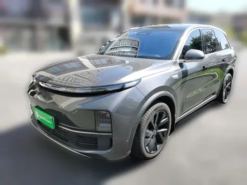 2023 Li Auto L8 Air