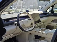 2026 Nio ES8 6-seat Executive Luxury, чёрный — фото 7
