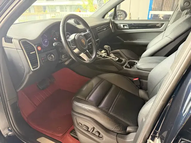 2022 Porsche Cayenne 3.0T Platinum