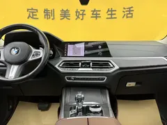2021 BMW X5 M Sport Package, чёрный — фото 33
