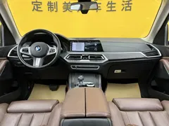2021 BMW X5 M Sport Package, чёрный — фото 38