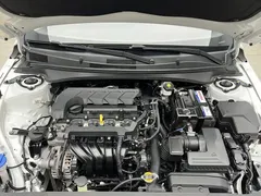 2023 Hyundai Elantra 1.5L CVT GLX Elite, белый — фото 17