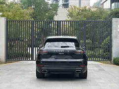 2023 Porsche Cayenne E-Hybrid 2.0T PHEV, чёрный — фото 5