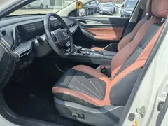 2022 Changan Eado PLUS 1.4T GDI DCT Premium, белый — фото 8