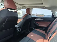 2022 Changan Eado PLUS 1.4T GDI DCT Premium, белый — фото 15