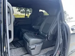 2023 Toyota Sienna 2.5L Hybrid Premium, чёрный — фото 7