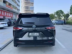 2023 Toyota Sienna 2.5L Hybrid Premium, чёрный — фото 9