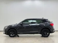 2022 Audi Q2L 35 TFSI Sport — фото 4