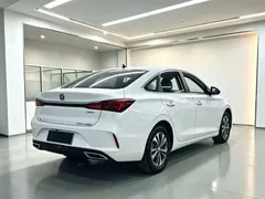 2021 Changan Eado PLUS Blue Whale NE 1.4T GDI DCT Premium, белый — фото 6
