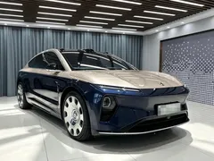 2025 Nio ET9 102kWh Launch Limited Edition, синий — фото 2