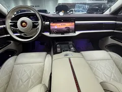 2024 Hongqi Guoya Golden Sunflower 4.0T V8, чёрный — фото 12