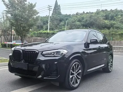 2023 BMW X3 Leading M Night Package