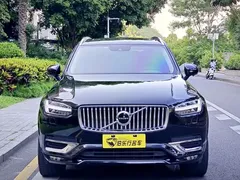 2021 Volvo XC90 B5 Luxury 7-seat, чёрный — фото 2
