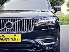 2021 Volvo XC90 B5 Luxury 7-seat, чёрный — фото 3