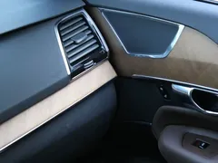 2021 Volvo XC90 B5 Luxury 7-seat, чёрный — фото 21