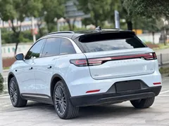 2023 Leapmotor C11 EV 650, синий — фото 8