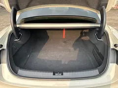 2024 Xiaomi SU7 4WD Max Founder, белый — фото 16