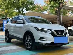 2021 Nissan Qashqai 2.0L CVT Luxury, белый — фото 3
