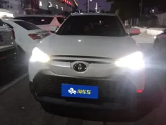 2022 Toyota Frontlander 2.0L CVT Luxury, белый — фото 2