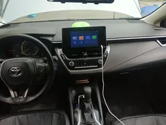 2022 Toyota Corolla 1.8L Hybrid E-CVT — фото 13