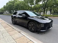 2025 Li Auto i6 2WD Standard, чёрный — фото 3