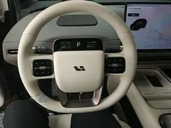 2025 Li Auto i6 4WD Standard, чёрный — фото 11