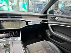 2022 Audi A6L 55 TFSI quattro Premium Sport, чёрный — фото 28