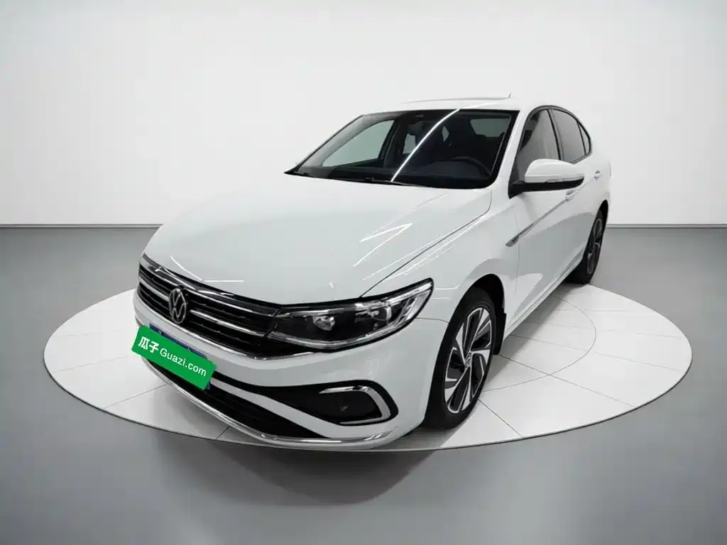 2023 Volkswagen Bora 300TSI DSG