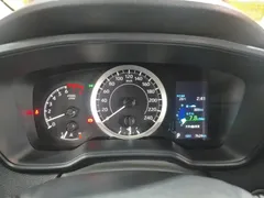 2021 Toyota Corolla 1.2T S-CVT Luxury, белый — фото 13