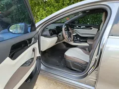 2024 BYD Qin PLUS Honor DM-i PHEV 55km Leading — фото 16