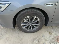 2024 BYD Qin PLUS Honor DM-i PHEV 55km Leading — фото 23