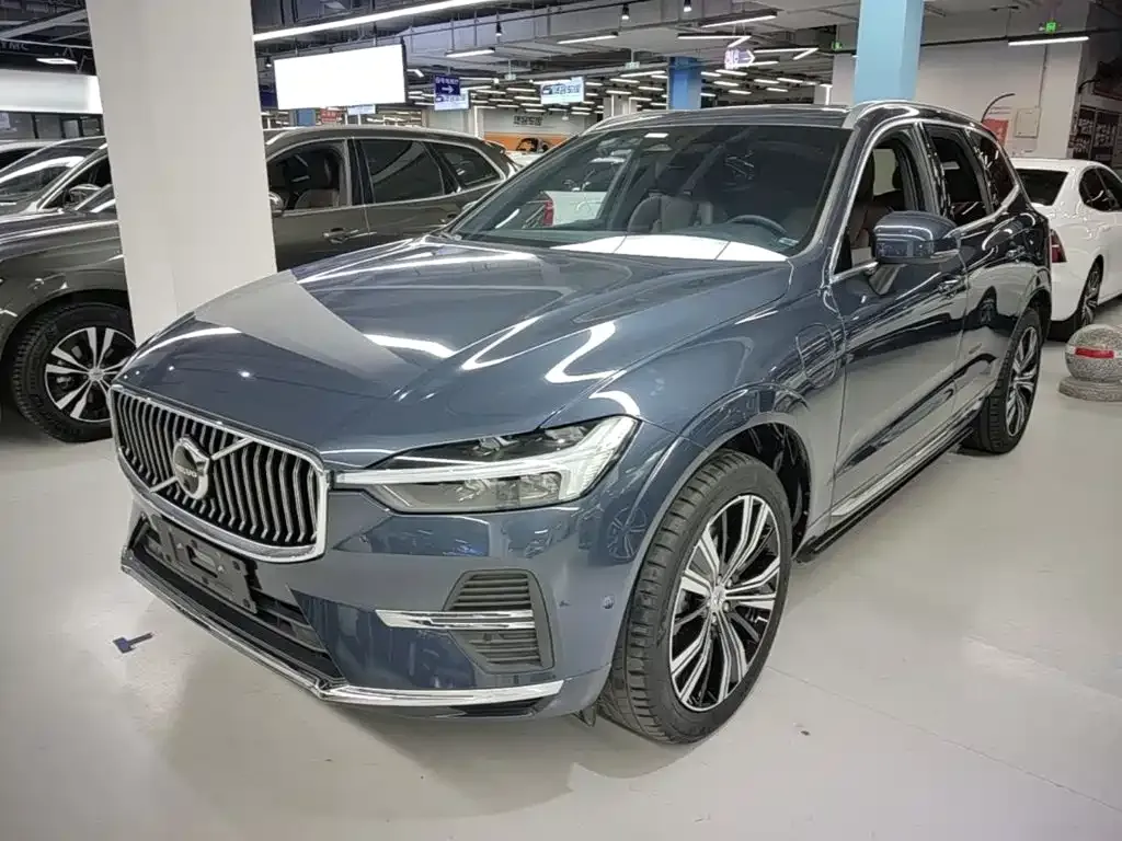 2022 Volvo XC60 T8 PHEV 4WD Luxury