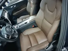 2022 Volvo XC60 T8 PHEV 4WD Luxury, синий — фото 15