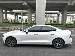 2023 Volvo S60 B4 Luxury, белый — фото 3