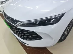 2024 BYD Qin L PHEV 80km Exceed, белый — фото 24