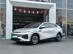 2023 Xpeng G6 580 Long Range Pro — фото 2