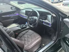 2023 BMW 7 Series 735Li Luxury Package, чёрный — фото 5