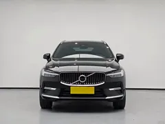 2023 Volvo XC60 4WD Luxury — фото 2