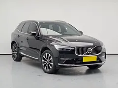2023 Volvo XC60 4WD Luxury — фото 3