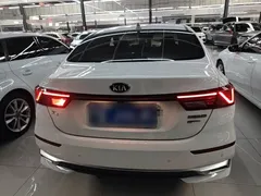 2020 Kia Cerato 1.5L CVT Fashion, белый — фото 6