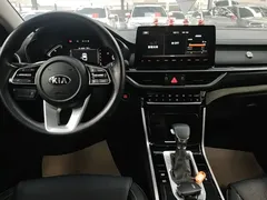 2020 Kia Cerato 1.5L CVT Fashion, белый — фото 10