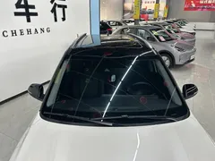 2023 Kia Seltos 1.5L CVT Luxury, белый — фото 7
