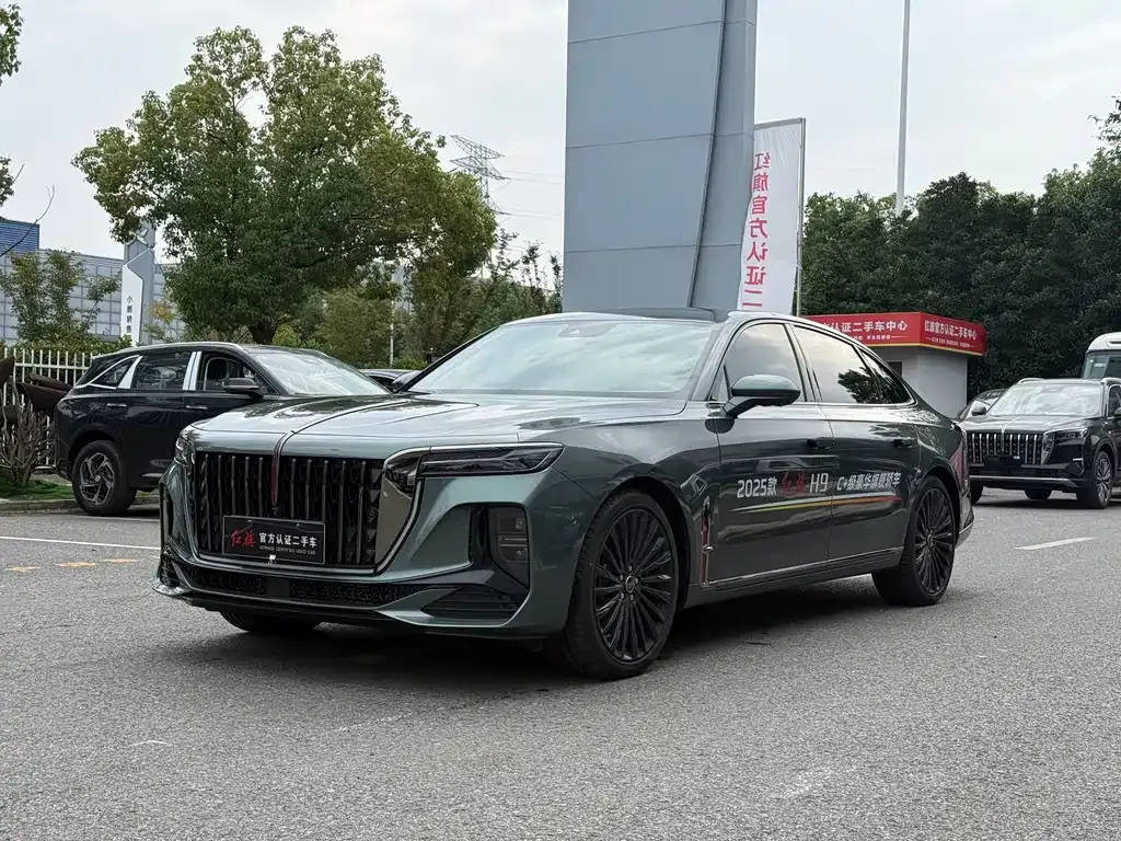2025 Hongqi H9 2.0T 2WD Qichang Fashion 5-seat