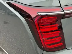 2025 Hongqi H9 2.0T 2WD Qichang Fashion 5-seat, зелёный — фото 20