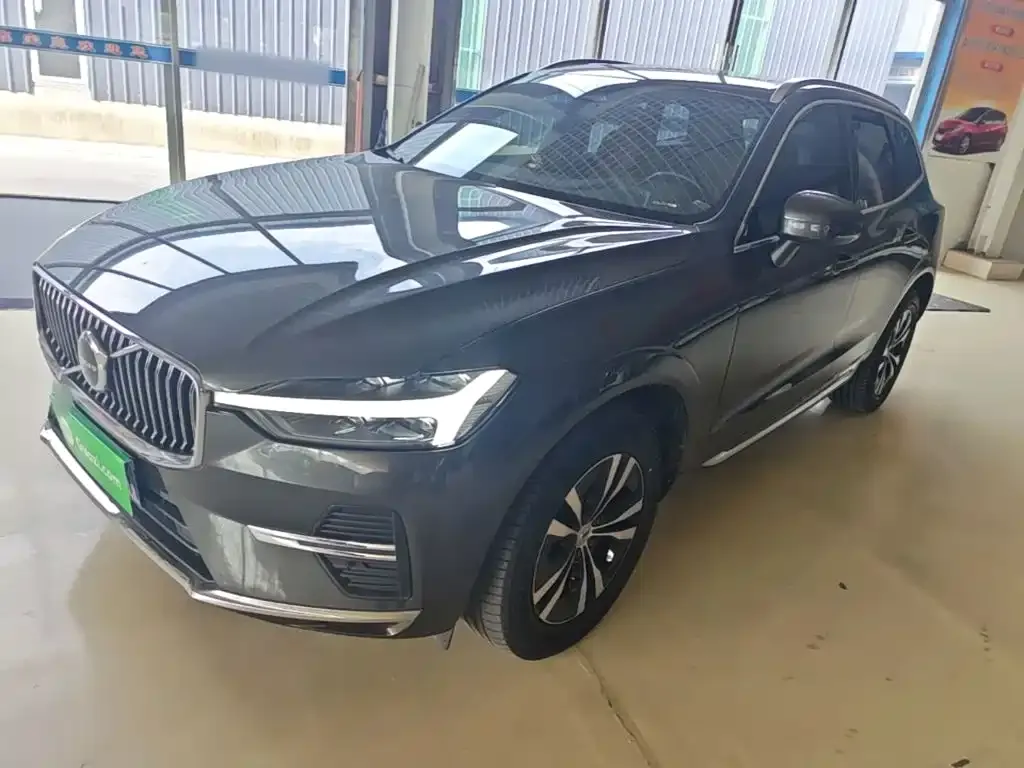 2022 Volvo XC60 4WD Zhiyi Luxury
