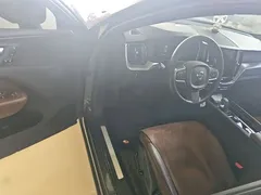 2022 Volvo XC60 4WD Zhiyi Luxury — фото 16