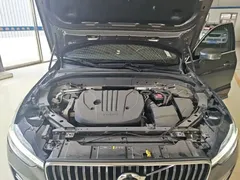 2022 Volvo XC60 4WD Zhiyi Luxury — фото 20