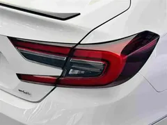 2022 Honda Accord 2.0L Hybrid, белый — фото 13