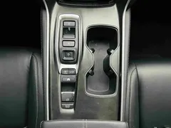 2022 Honda Accord 2.0L Hybrid, белый — фото 18